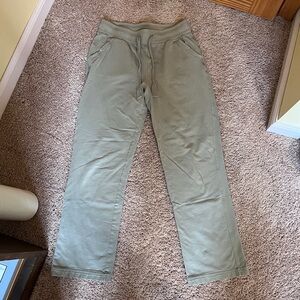 Pact women’s  Olive Green Pants